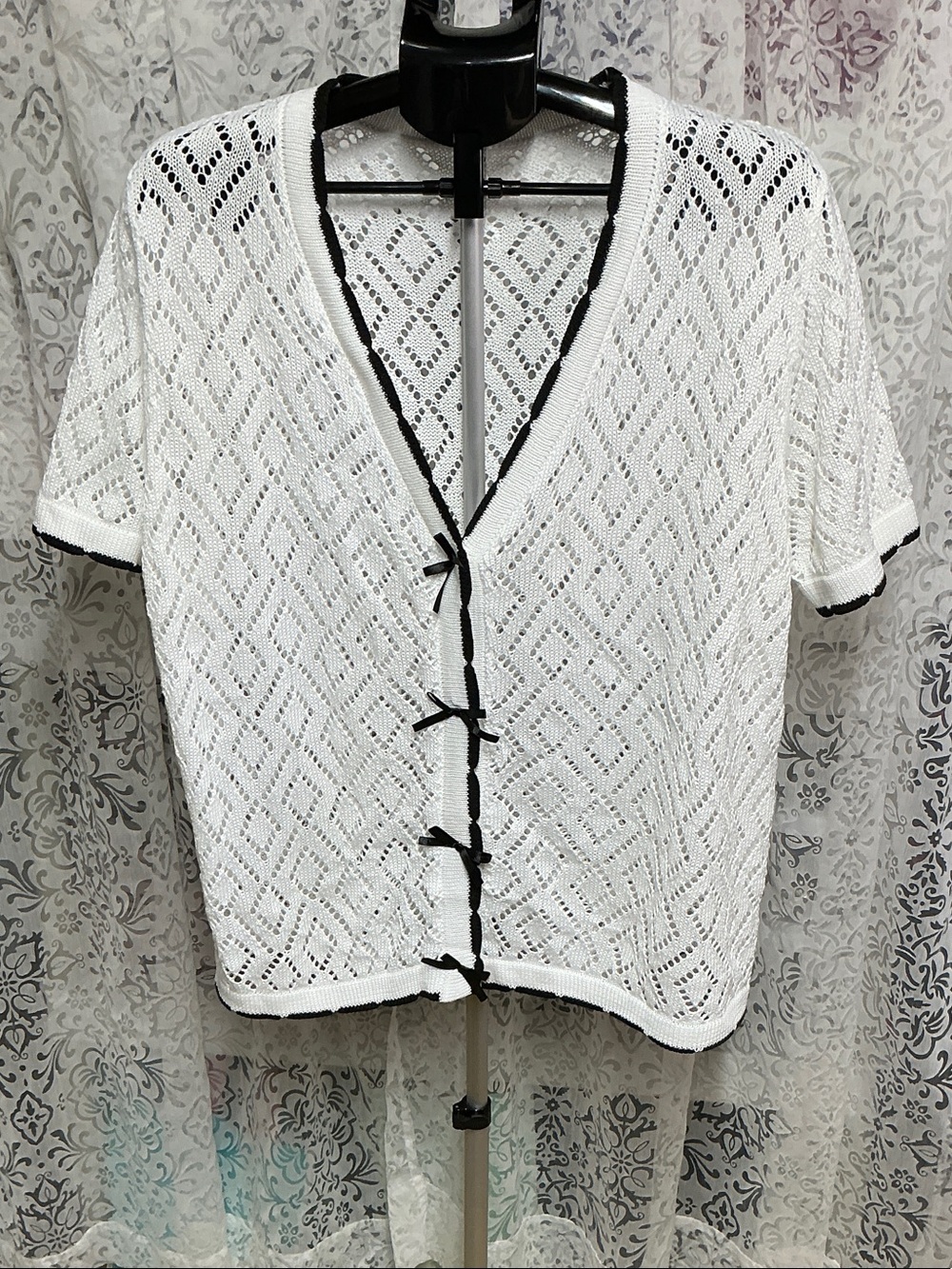 ❤️ White Openwork Short Sleeve Cardigan with Black Trim and Bows 2X